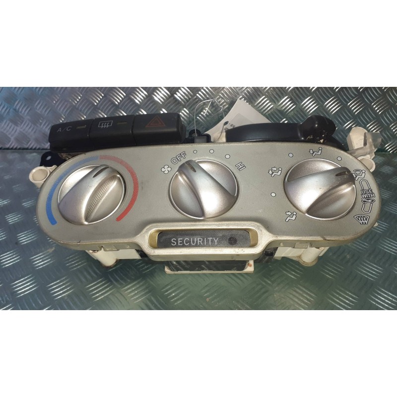 Recambio de mando calefaccion / aire acondicionado para toyota yaris (ksp9/scp9/nlp9) básico referencia OEM IAM 758649 758294 WA