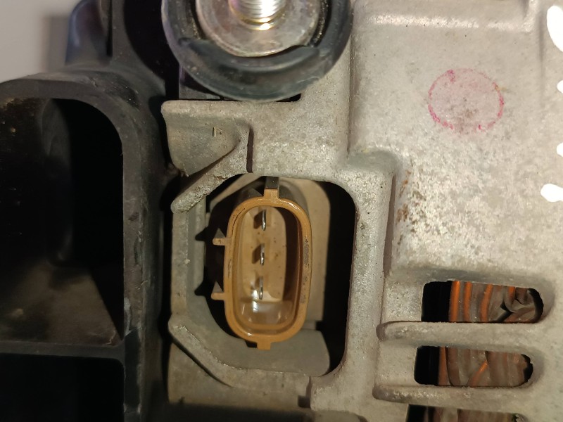 Recambio de alternador para mazda 3 berlina (bk) mps referencia OEM IAM A3TJ1181 MITSUBISHI 