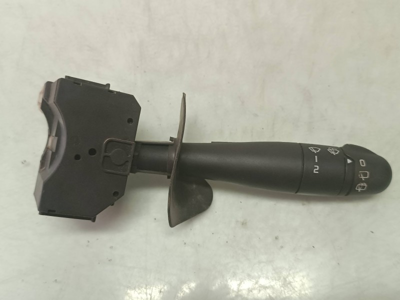 Recambio de mando limpia para renault clio ii fase ii (b/cb0) confort dynamique referencia OEM IAM   