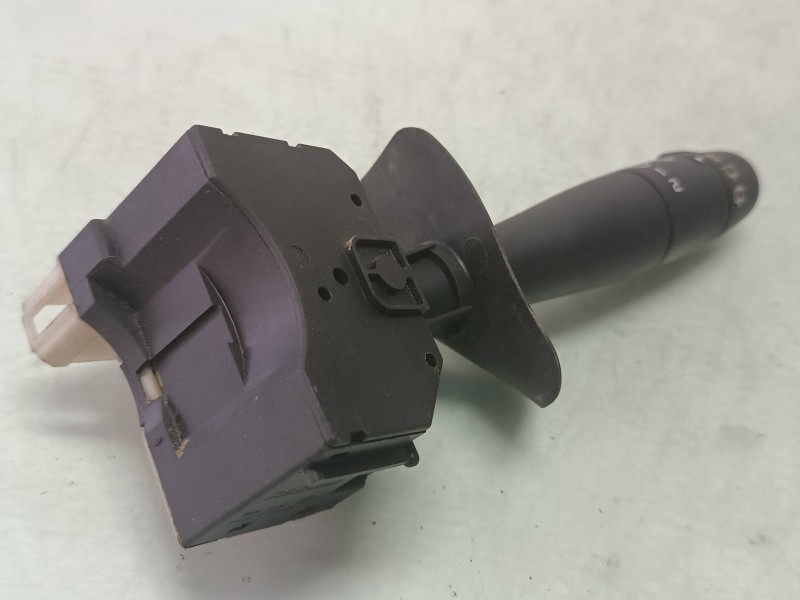 Recambio de mando limpia para renault clio ii fase ii (b/cb0) confort dynamique referencia OEM IAM   