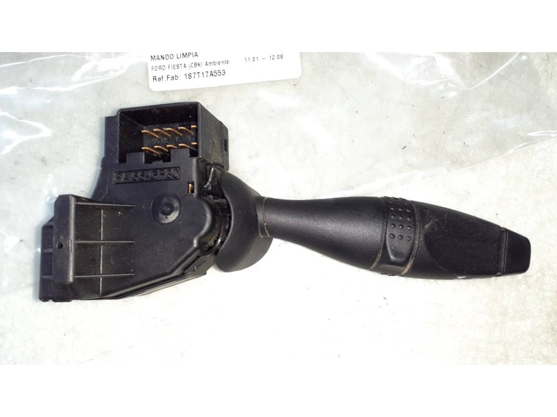 Recambio de mando limpia para ford fiesta (cbk) ambiente referencia OEM IAM 1S7T17A553  CONECTOR 10 PINES