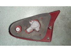 Recambio de piloto trasero izquierdo interior para alfa romeo 147 (190) 1.9 jtd distinctive referencia OEM IAM 46747825GDX 03320 2