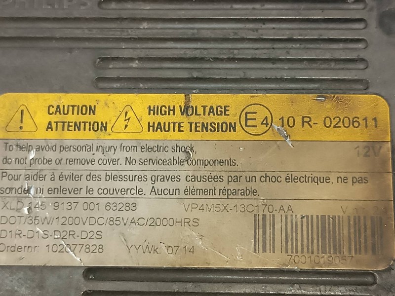 Recambio de centralita faros xenon para mitsubishi outlander (cu0w) 2.4 4wd referencia OEM IAM VP4M5X13C170AA 10R020611 PHILIPS
