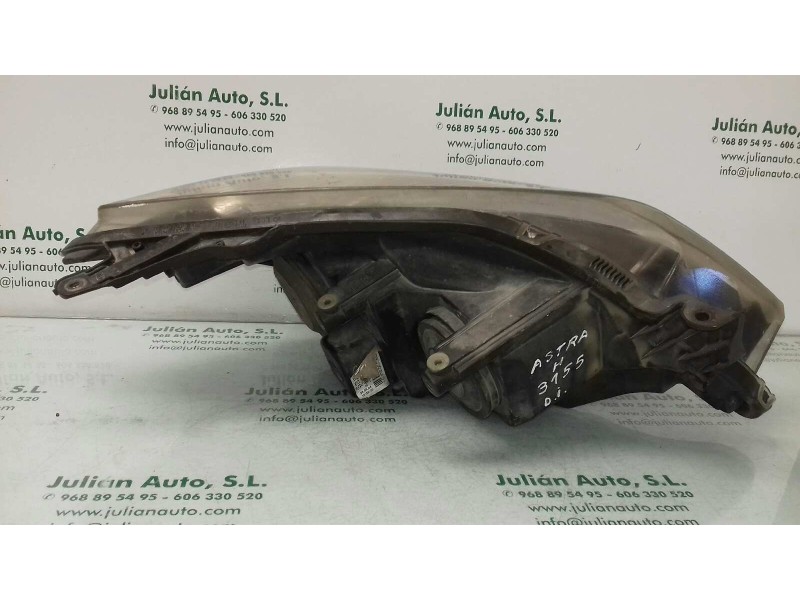 Recambio de faro izquierdo para opel astra h berlina cosmo referencia OEM IAM 1EG27037001 HELLA 