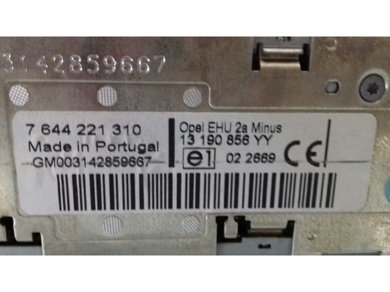 Recambio de sistema audio / radio cd para opel astra h berlina cosmo referencia OEM IAM 7644221310 13190856YY BLAUPUNKT