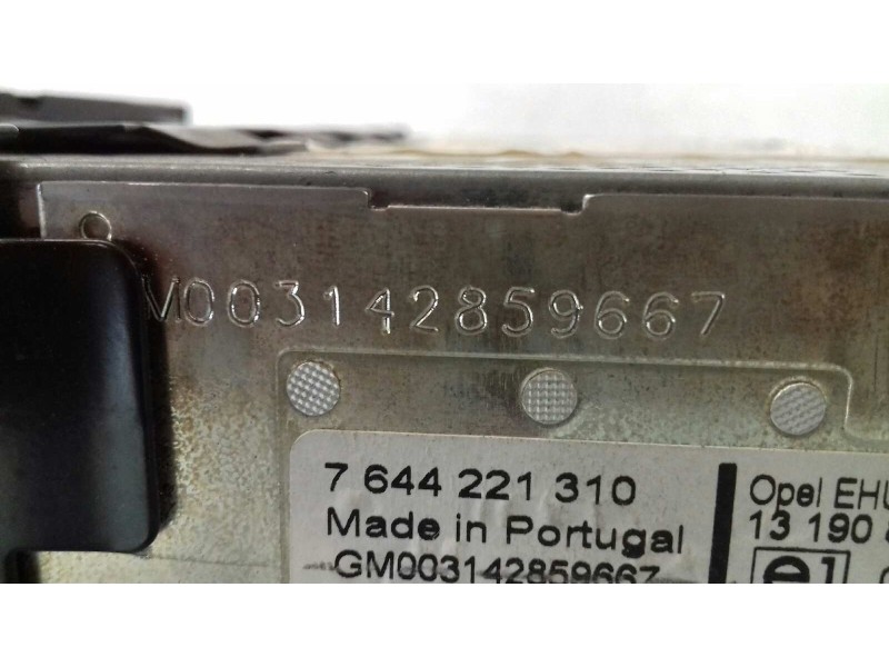 Recambio de sistema audio / radio cd para opel astra h berlina cosmo referencia OEM IAM 7644221310 13190856YY BLAUPUNKT