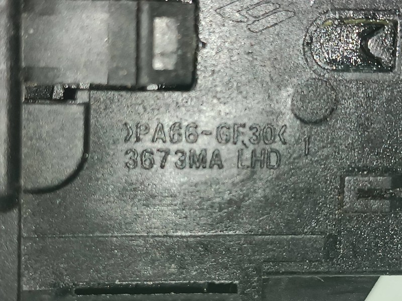 Recambio de mando luces para hyundai i30 1.6 crdi cat referencia OEM IAM 3673MA  