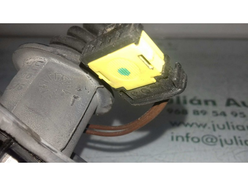 Recambio de retrovisor izquierdo para peugeot 206 berlina x-line referencia OEM IAM   MANUAL