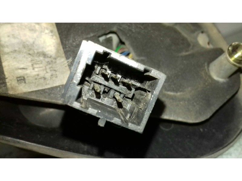 Recambio de retrovisor derecho para renault kangoo (f/kc0) alize referencia OEM IAM 7700304835 963118 ELECTRICO