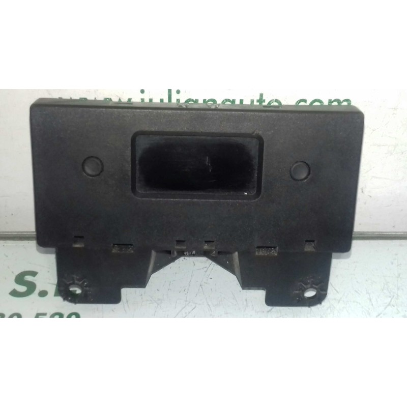 Recambio de pantalla multifuncion para peugeot 206 berlina xr referencia OEM IAM 96250976ZR 02432219901 