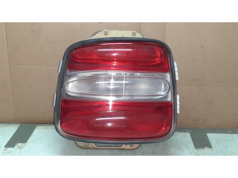 Recambio de piloto trasero izquierdo para fiat brava (182) td 75 sx referencia OEM IAM 37210751S 37210748 37210751