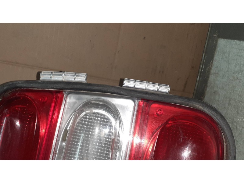 Recambio de piloto trasero izquierdo para fiat brava (182) td 75 sx referencia OEM IAM 37210751S 37210748 37210751