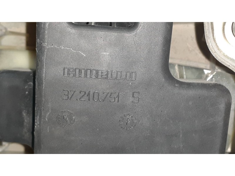 Recambio de piloto trasero izquierdo para fiat brava (182) td 75 sx referencia OEM IAM 37210751S 37210748 37210751