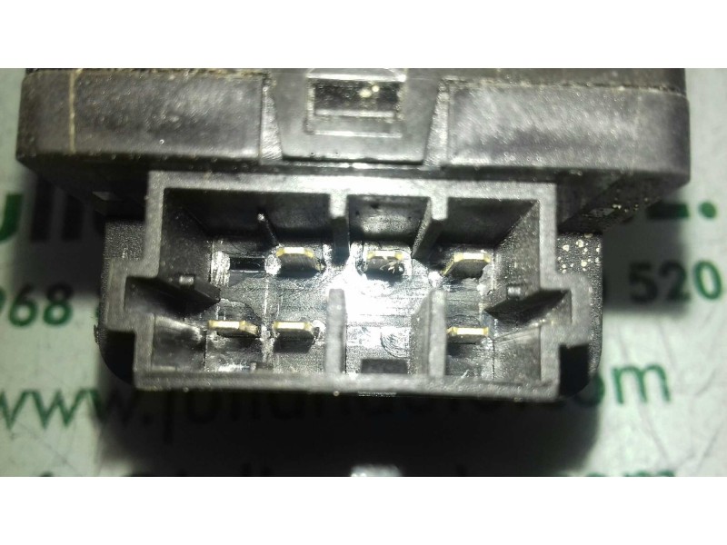 Recambio de mando elevalunas delantero izquierdo para peugeot 206 berlina xr referencia OEM IAM   6 PINES