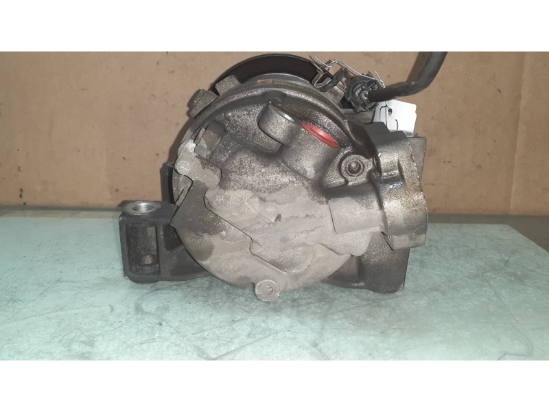 Recambio de compresor aire acondicionado para nissan almera (n16/e) luxury (a,i,e) referencia OEM IAM EA052 EA052 CALSONIC