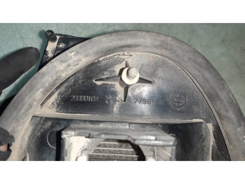 Recambio de piloto trasero izquierdo para lancia delta tds referencia OEM IAM 82468762 29390102 7798158