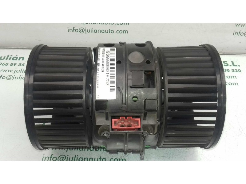 Recambio de ventilador calefaccion para renault megane iii berlina 5 p dynamique referencia OEM IAM T1001277N  