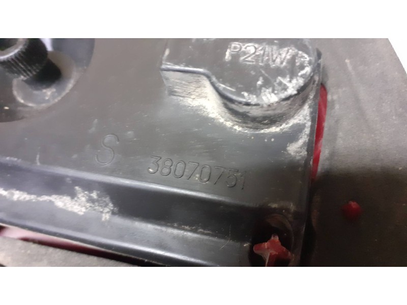 Recambio de piloto trasero izquierdo para lancia lybra berlina 2.0 lx referencia OEM IAM 38070751 38070512 38070512SX