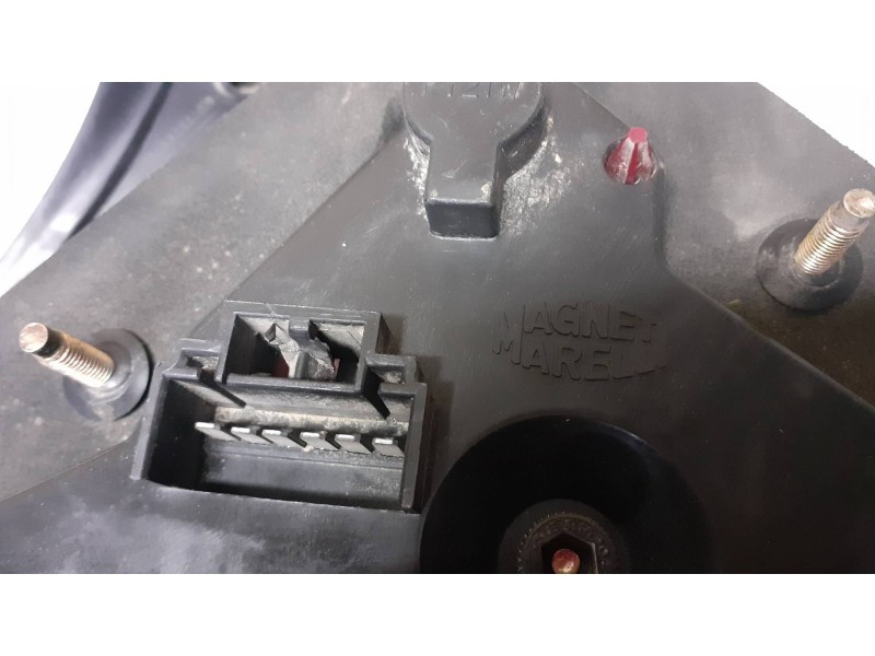 Recambio de piloto trasero izquierdo para lancia lybra berlina 2.0 lx referencia OEM IAM 38070751 38070512 38070512SX