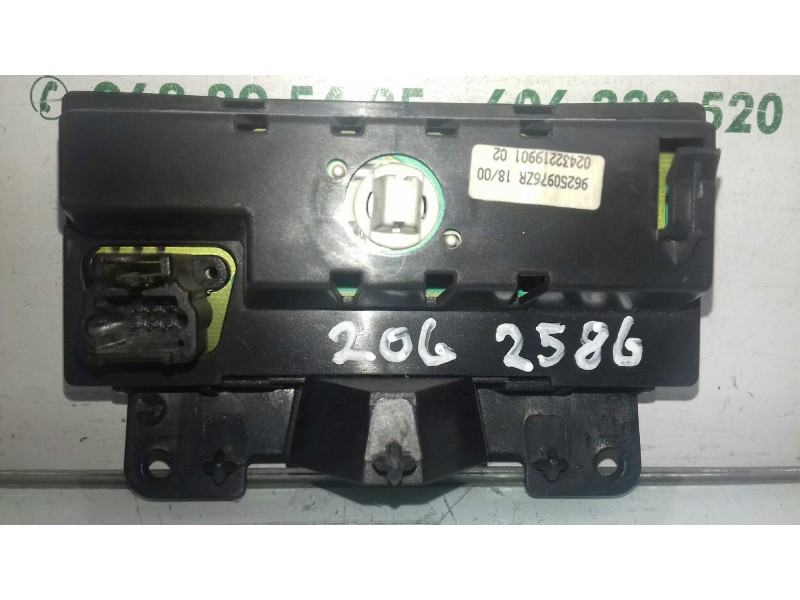 Recambio de pantalla multifuncion para peugeot 206 berlina xr referencia OEM IAM 96250976ZR 02432219901 