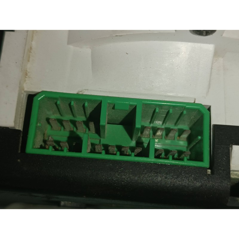 Recambio de cuadro instrumentos para alfa romeo spider (163) 3.2 v6 24v (a/e) referencia OEM IAM 60685217  