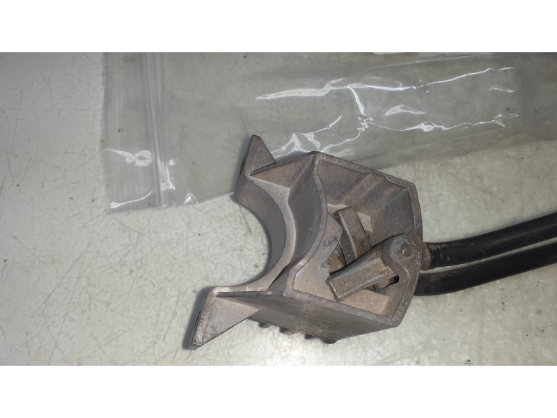 Recambio de mando luces para ford fiesta berl./courier 1.3 cat referencia OEM IAM 77FG11K665AA  