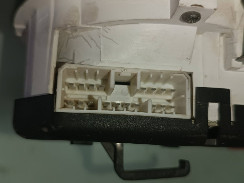 Recambio de cuadro instrumentos para alfa romeo spider (163) 3.2 v6 24v (a/e) referencia OEM IAM 60685217  