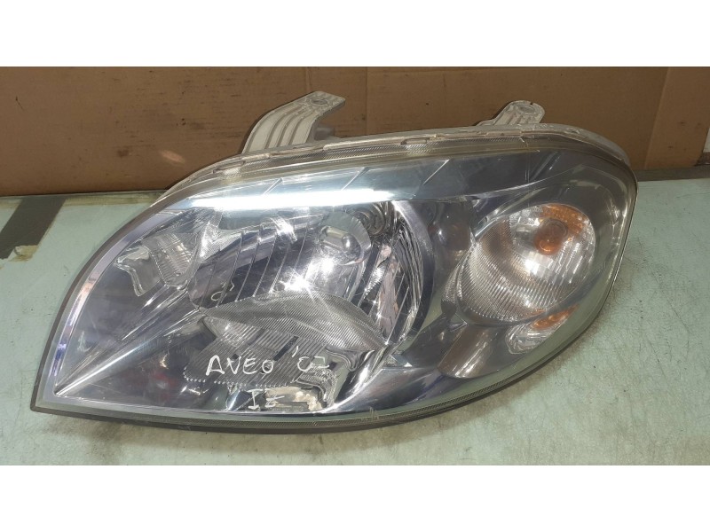 Recambio de faro izquierdo para chevrolet aveo lt referencia OEM IAM 1897  
