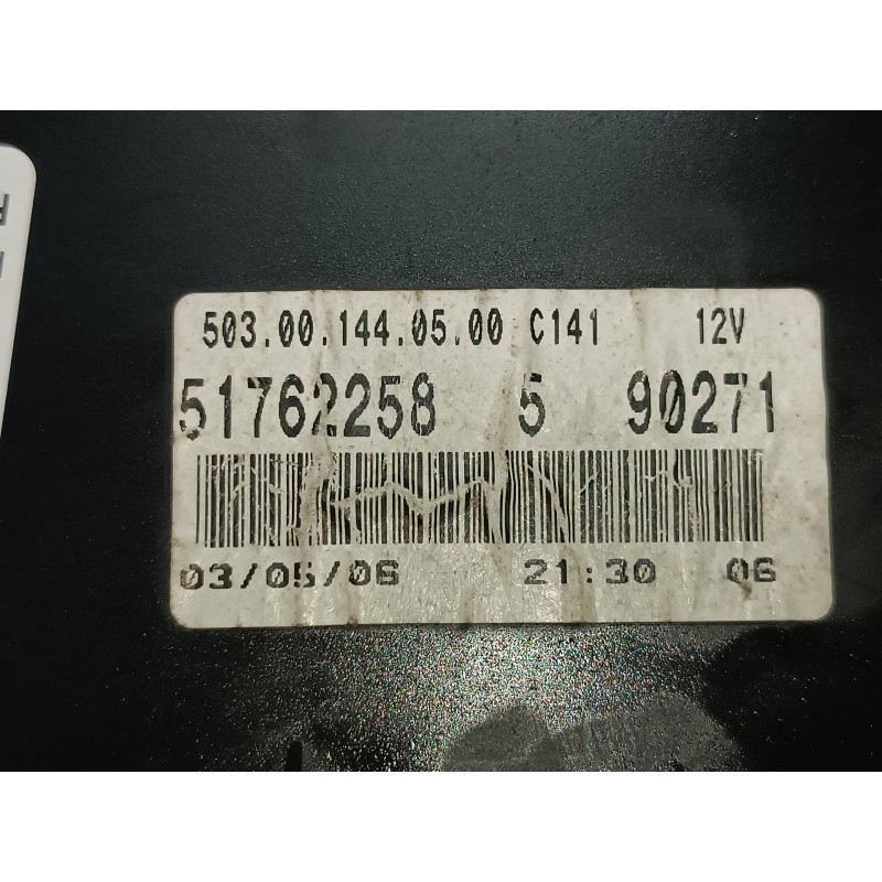 Recambio de cuadro instrumentos para fiat doblo (119) 1.9 8v multijet active com. (77kw) referencia OEM IAM 51762258590271  
