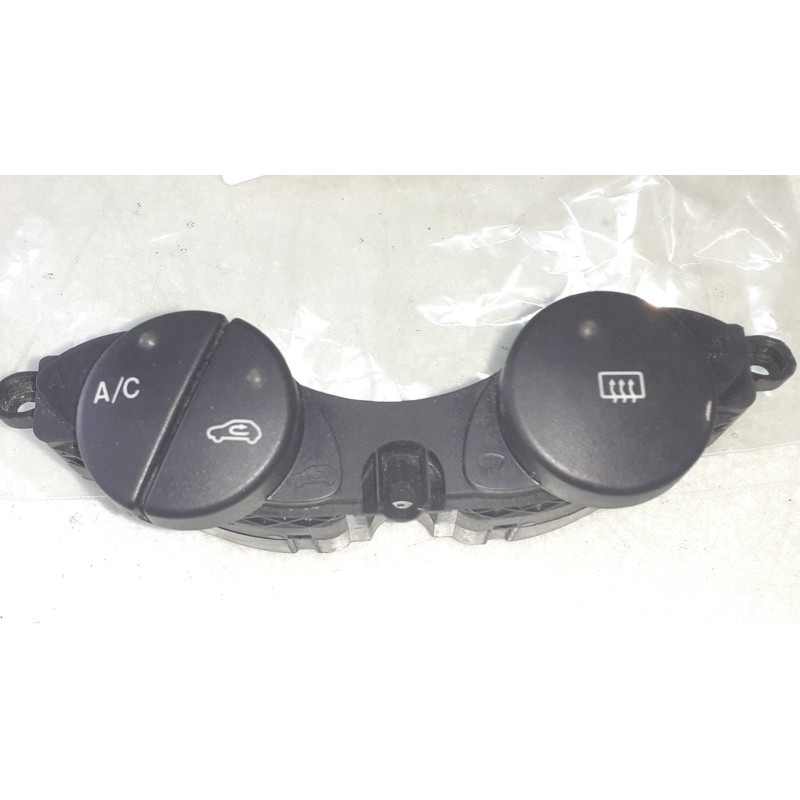 Recambio de mando calefaccion / aire acondicionado para ford tourneo connect (tc7) familiar referencia OEM IAM 2T1T19A945  