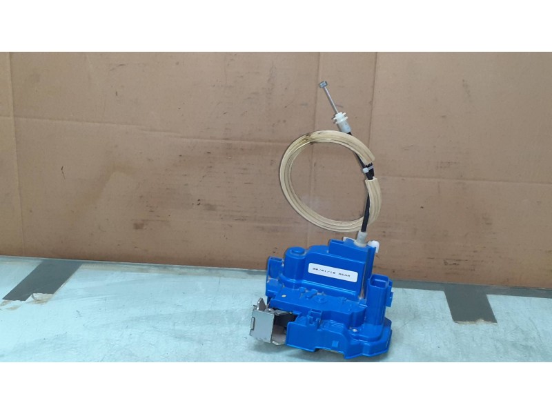 Recambio de cerradura puerta trasera izquierda para fiat 500 l (330) s-design referencia OEM IAM 52018125  