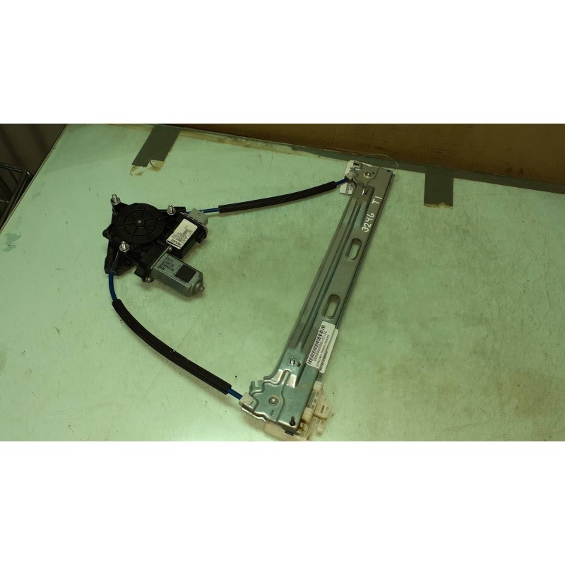 Recambio de elevalunas trasero izquierdo para fiat 500 l (330) s-design referencia OEM IAM 51980516 97390 ELECTRICO