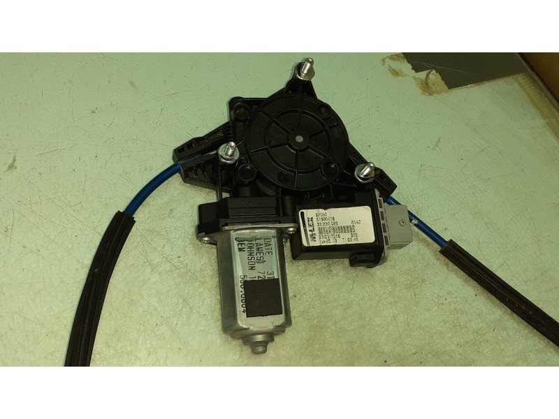 Recambio de elevalunas trasero izquierdo para fiat 500 l (330) s-design referencia OEM IAM 51980516 97390 ELECTRICO