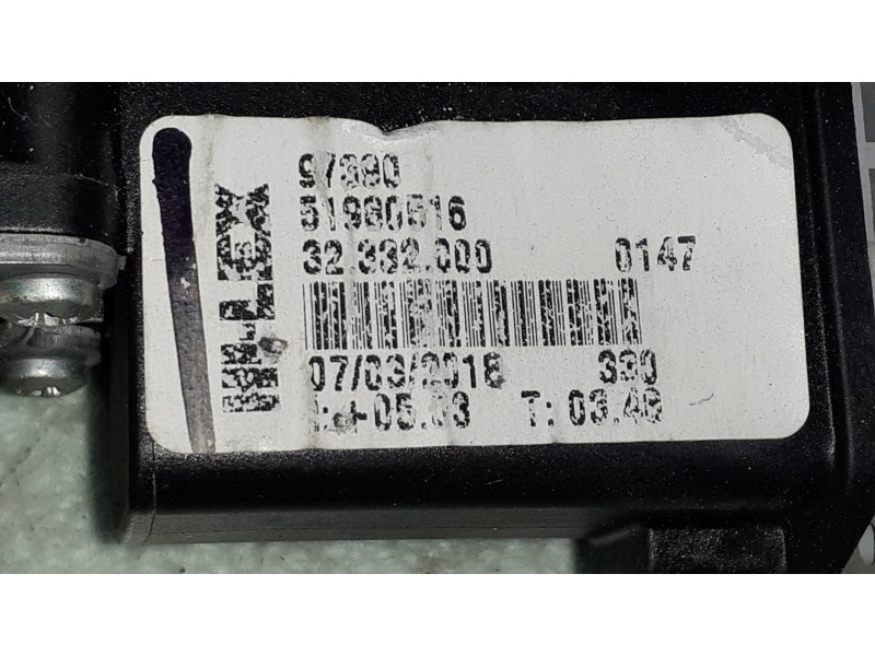 Recambio de elevalunas trasero izquierdo para fiat 500 l (330) s-design referencia OEM IAM 51980516 97390 ELECTRICO