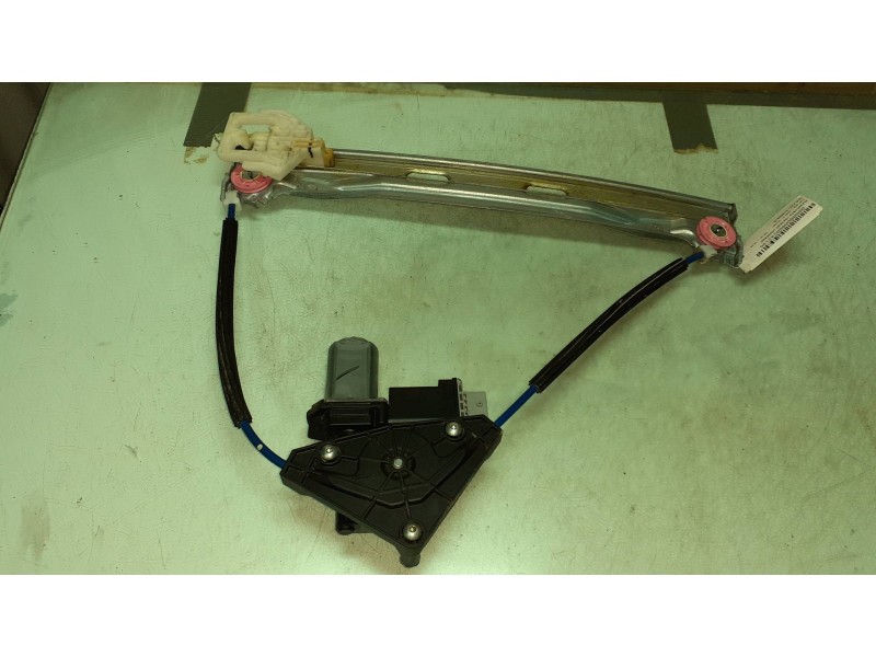 Recambio de elevalunas trasero izquierdo para fiat 500 l (330) s-design referencia OEM IAM 51980516 97390 ELECTRICO