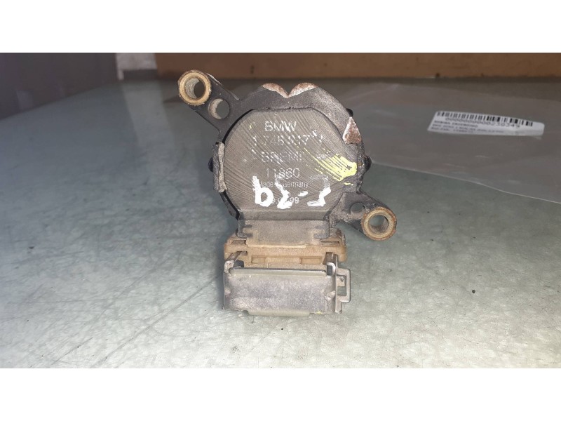 Recambio de bobina encendido para bmw serie 3 berlina (e46) 320i referencia OEM IAM 1748017 BREMI - 11860 3 PINES