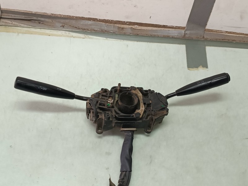 Recambio de mando multifuncion para toyota carina (t19) 1.6 xl (5-ptas.) referencia OEM IAM 177494  