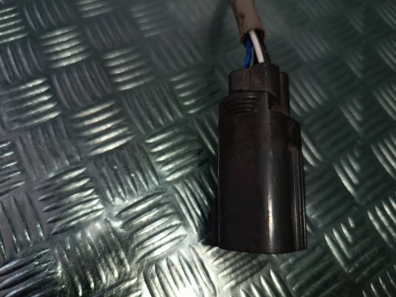 Recambio de sonda lambda para volvo s40 berlina 2.4 kinetic referencia OEM IAM 30677175  DENSO