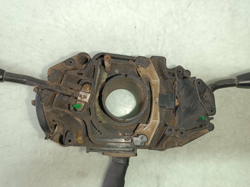 Recambio de mando multifuncion para toyota carina (t19) 1.6 xl (5-ptas.) referencia OEM IAM 177494  