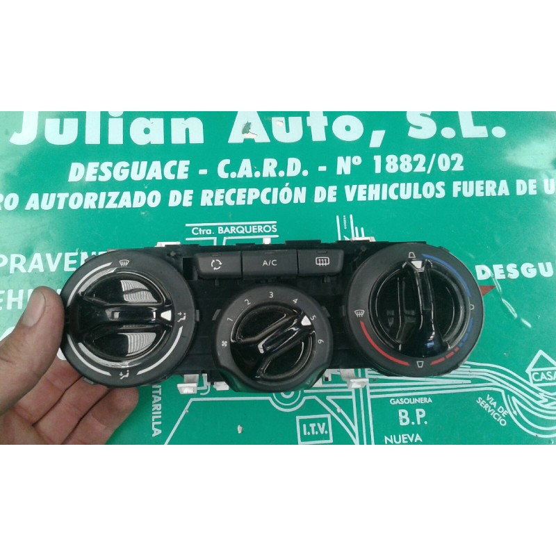 Recambio de mando calefaccion / aire acondicionado para peugeot 208 access referencia OEM IAM 96722483ZD T1013332G VALEO