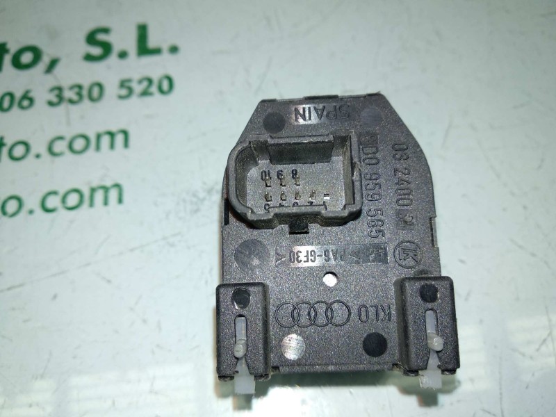Recambio de mando retrovisor para audi a4 berlina (b5) 1.9 tdi referencia OEM IAM 8D0959565A  