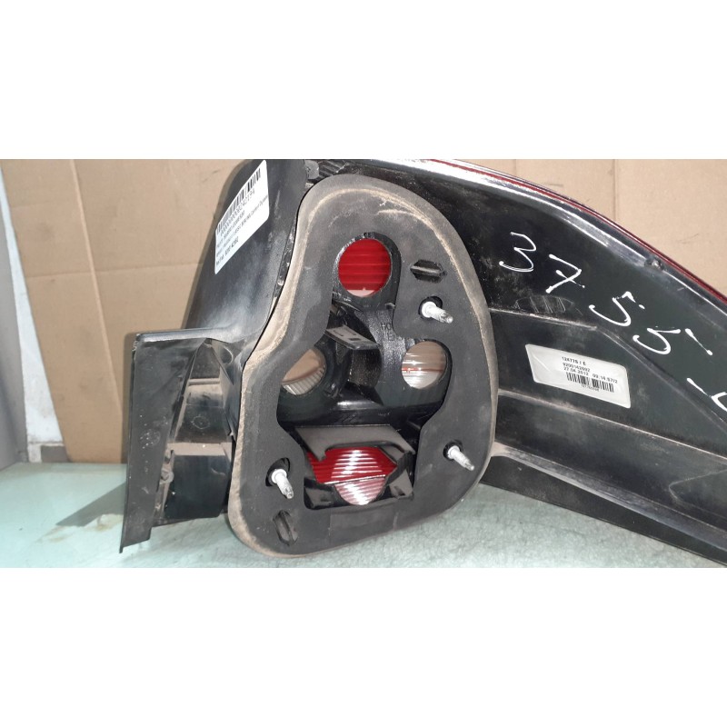 Recambio de piloto trasero izquierdo para renault megane ii classic berlina confort dynamique referencia OEM IAM 8200142682  124