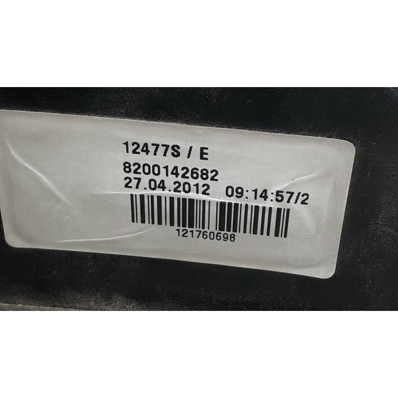 Recambio de piloto trasero izquierdo para renault megane ii classic berlina confort dynamique referencia OEM IAM 8200142682  124