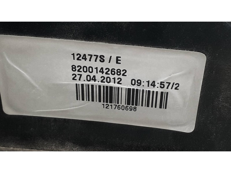 Recambio de piloto trasero izquierdo para renault megane ii classic berlina confort dynamique referencia OEM IAM 8200142682  124