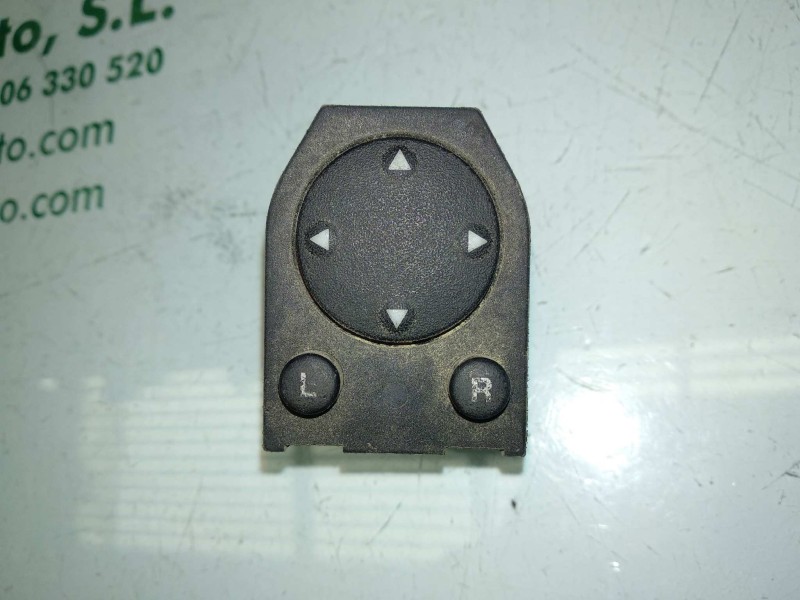 Recambio de mando retrovisor para audi 80/90 (893) 80 referencia OEM IAM 893959565  