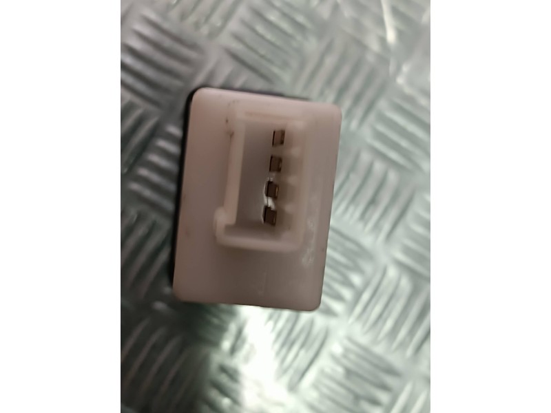 Recambio de interruptor para mitsubishi montero (v60/v70) referencia OEM IAM  CONECTOR 4 PINES INTENSIDAD Recambio de interruptor para mitsubishi montero (v60/v70) referencia OEM IAM  CONECTOR 4 PINES INTENSIDAD