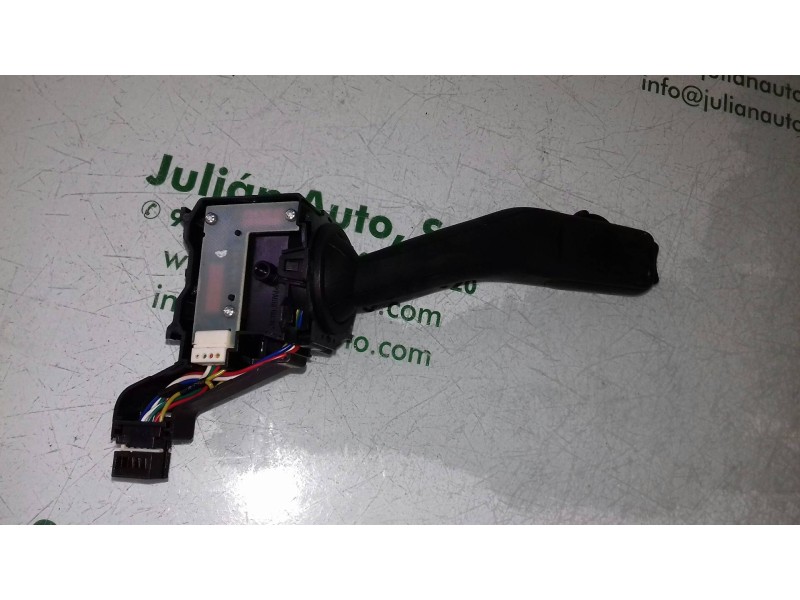 Recambio de mando luces para volkswagen golf v berlina (1k1) highline 4motion referencia OEM IAM PA66F6B30  