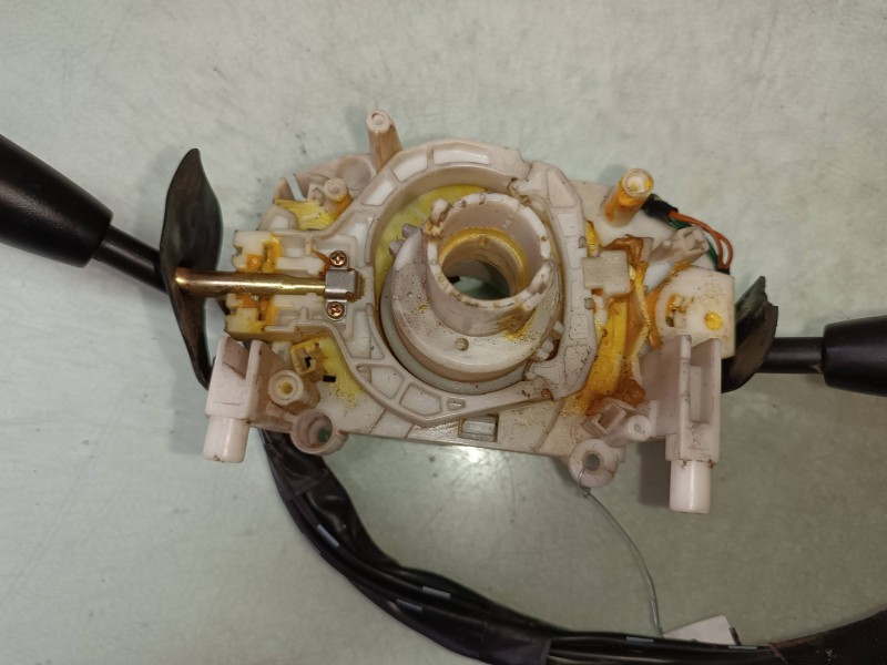 Recambio de mando luces para kia carnival ii 2.9 cdri ex referencia OEM IAM 469310  