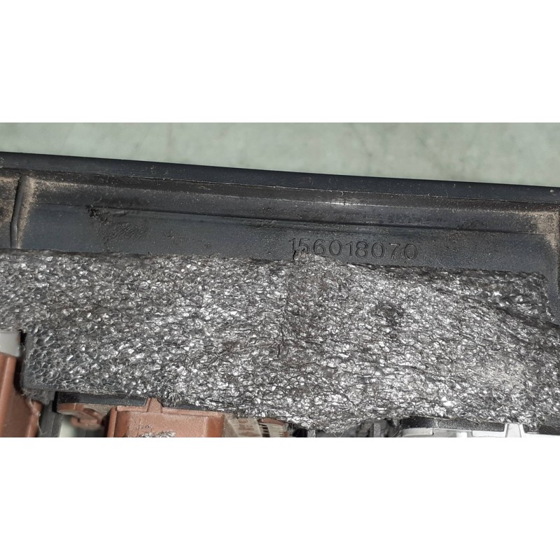 Recambio de mando elevalunas delantero izquierdo para renault megane ii classic berlina confort dynamique referencia OEM IAM 156