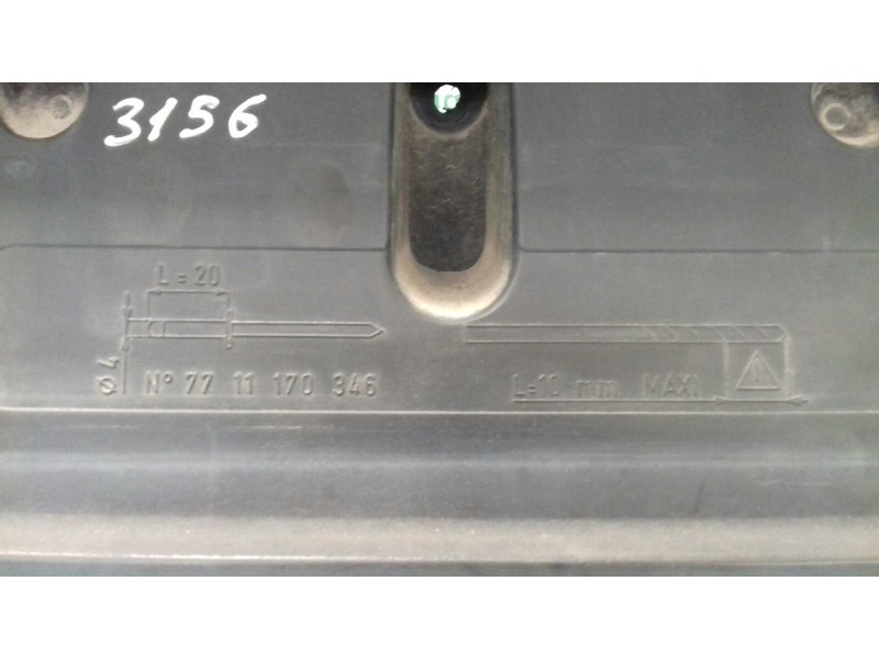 Recambio de piloto trasero central para renault laguna (b56) 1.9 dti rt referencia OEM IAM 7711170346 7700420119 VALEO